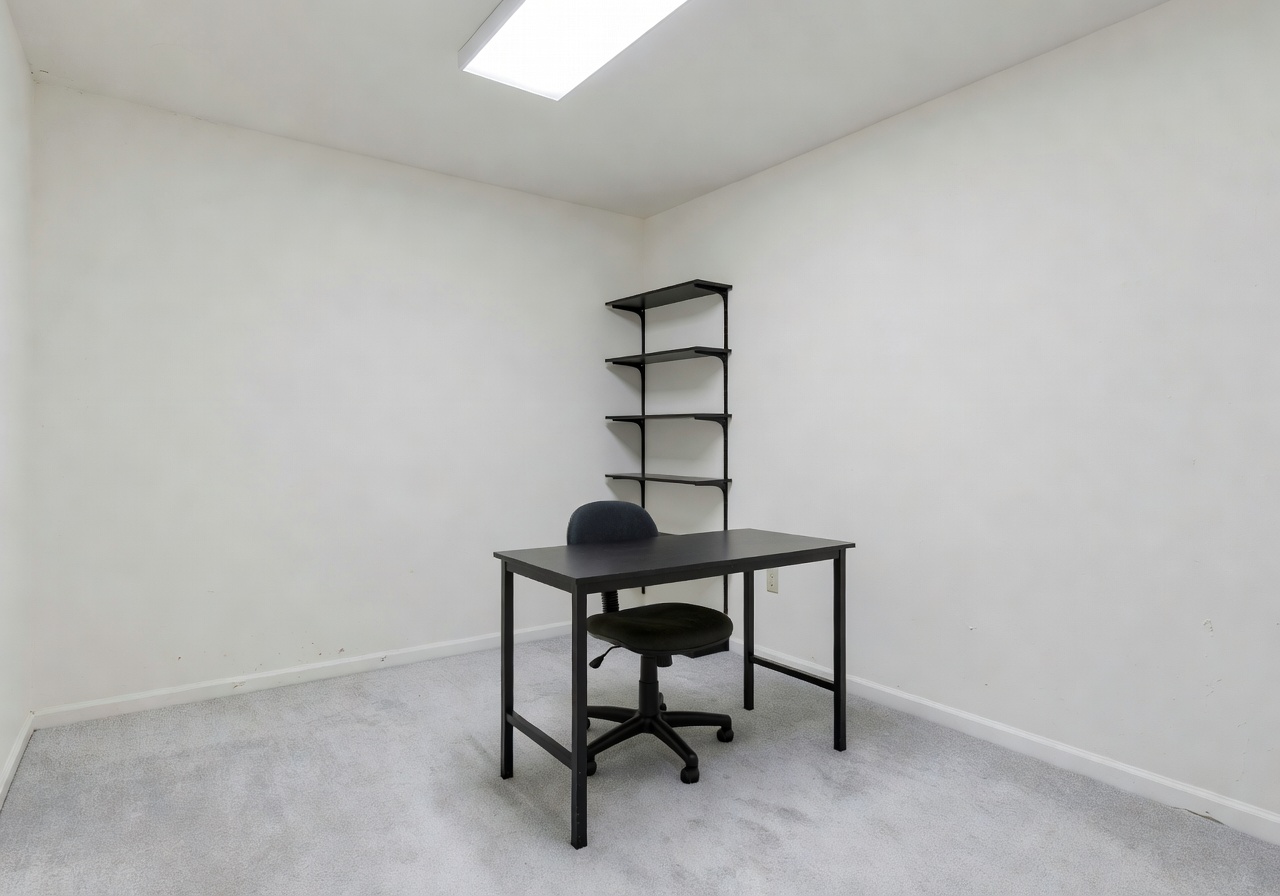 Plain home office before AI home design